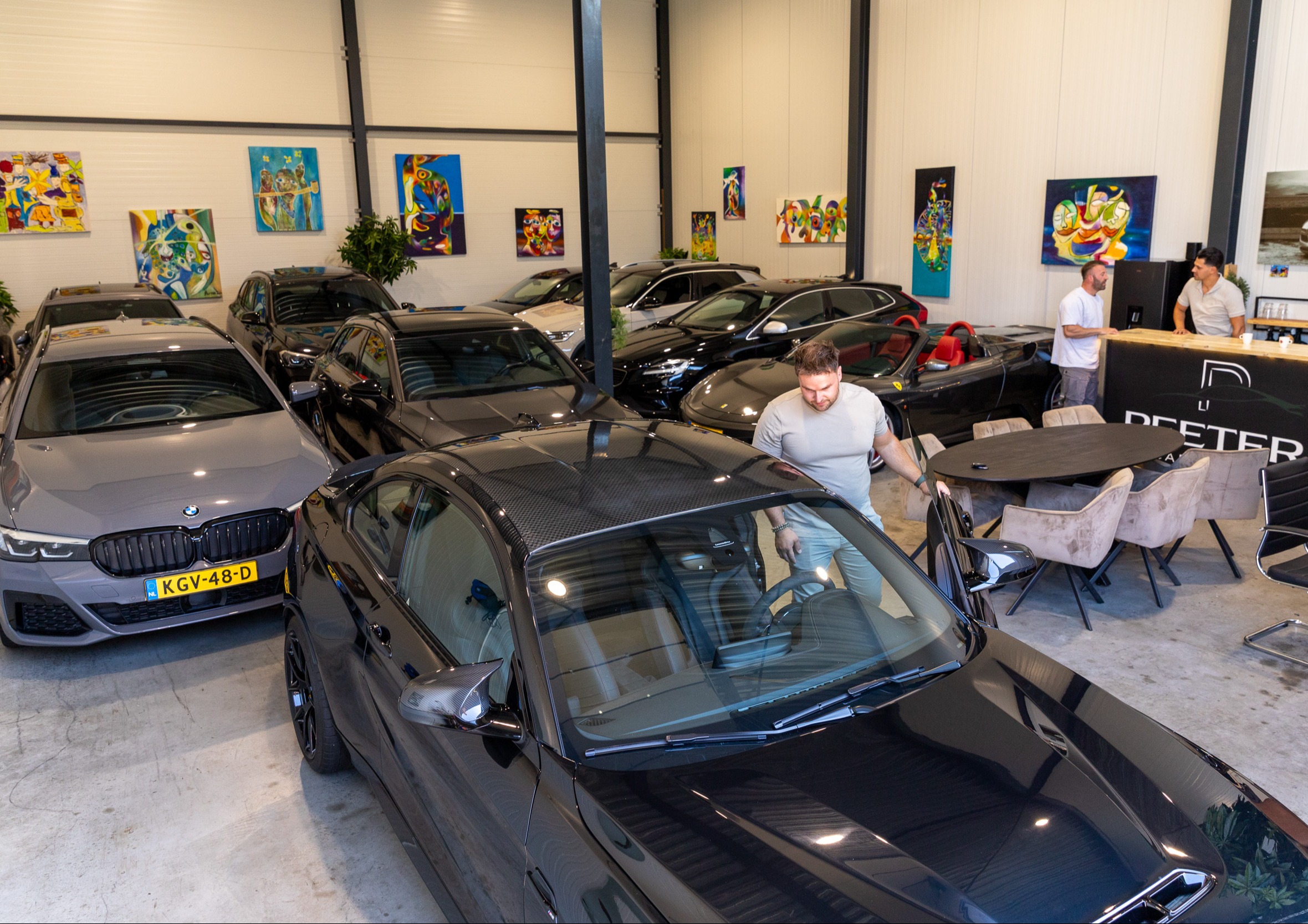 Gallery gallery_images_3_2_17842030751760519788.jpg TRANSPARANTIE | Peeters car company