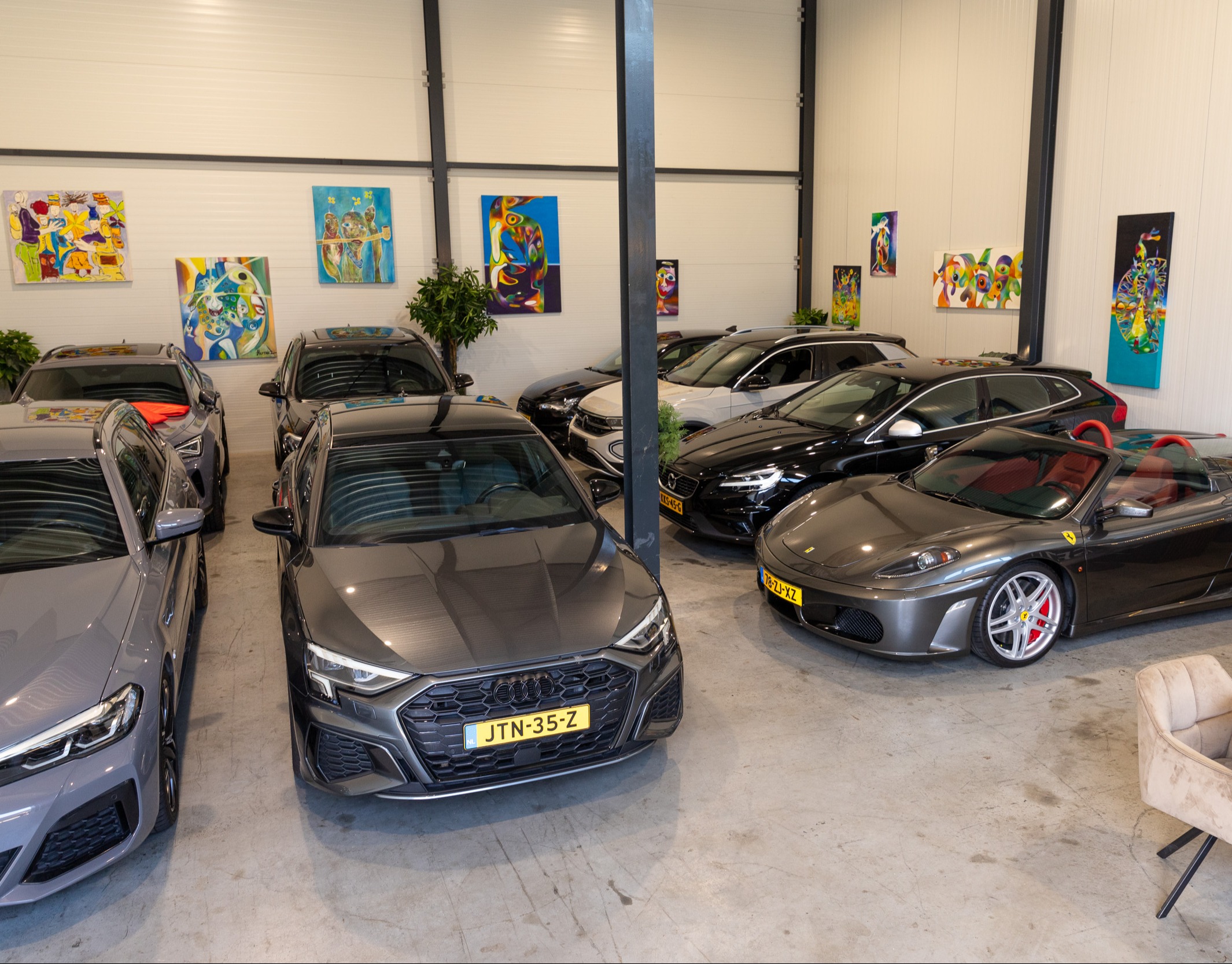 Page Content 8_content_image_1784197269664612245.jpg Contact | Peeters car company