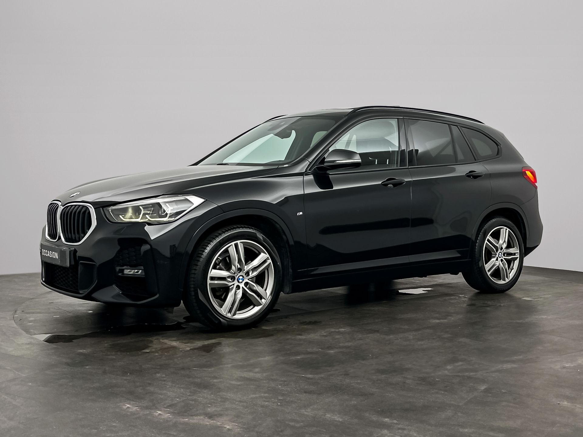 BMW X1 sDrive18i 55086276-0.jpg | Peeters car company