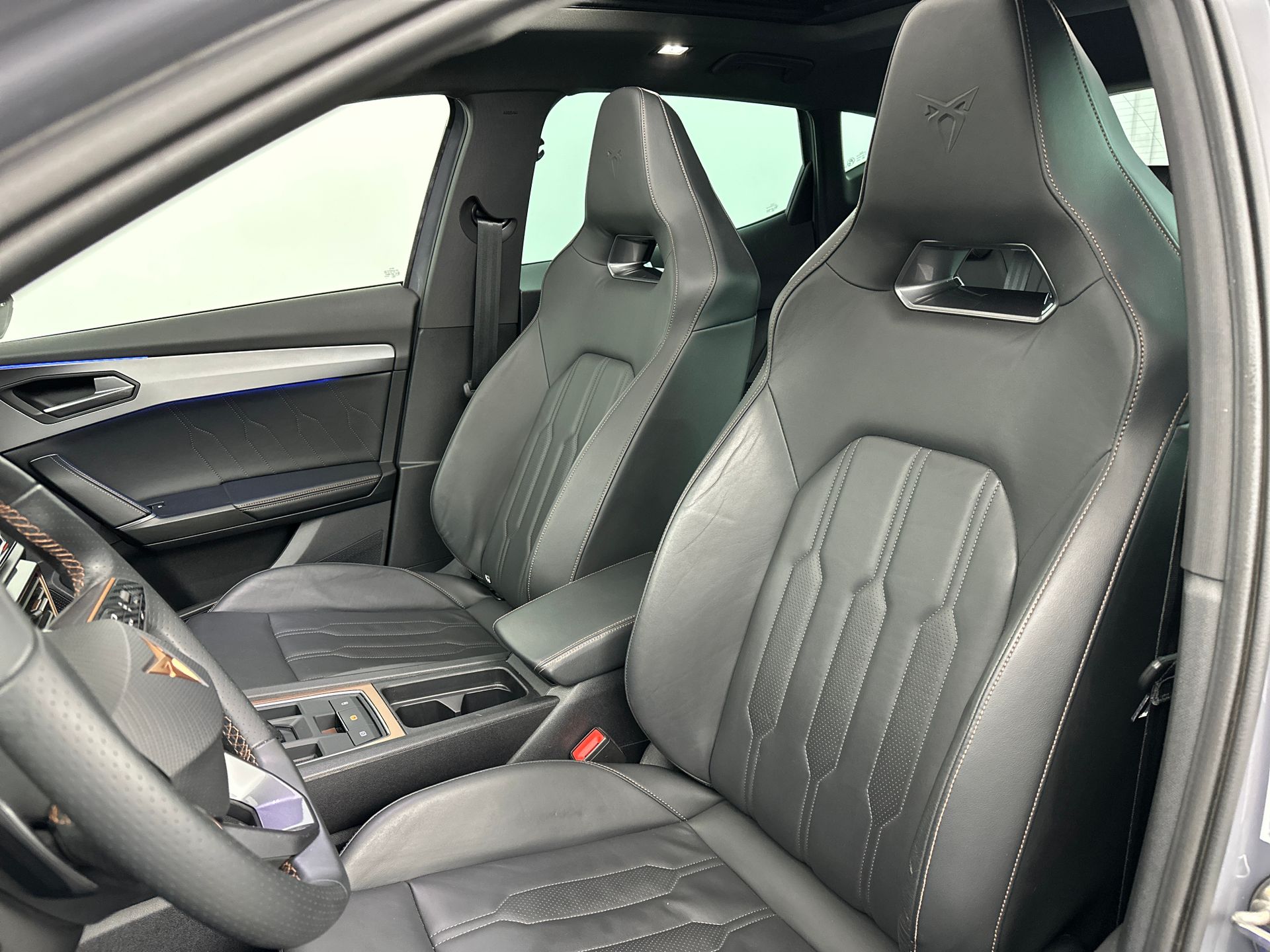 CUPRA Formentor 1.4 e-Hybrid VZ Performance 55857579-2.jpg | Peeters car company